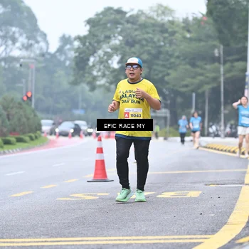 Runner Photo 7036656
