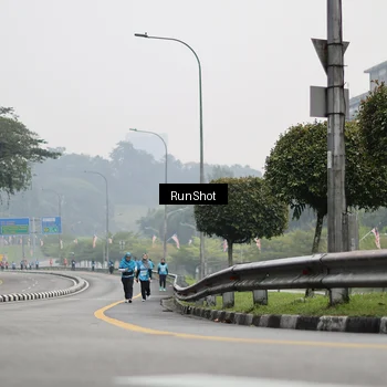 Runner Photo 7036667