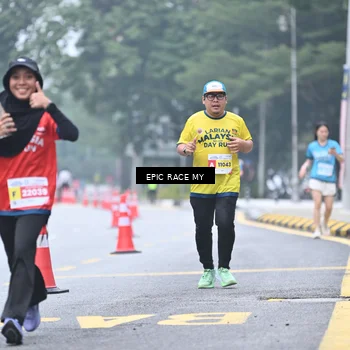Runner Photo 7036668