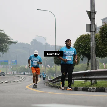 Runner Photo 7036678