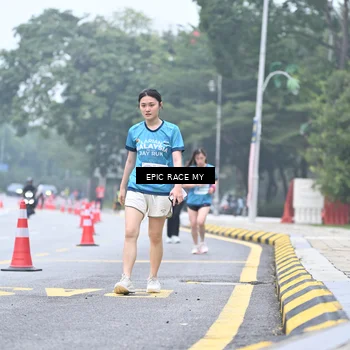 Runner Photo 7036684