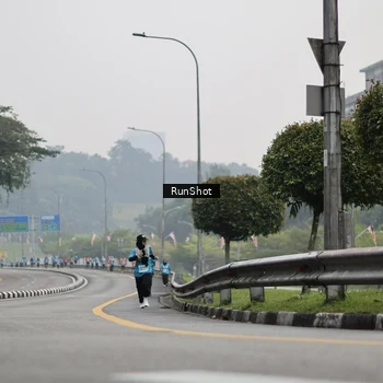 Runner Photo 7036734