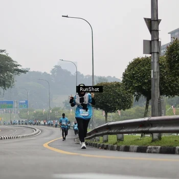 Runner Photo 7036743