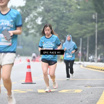 Runner Photo 7036762