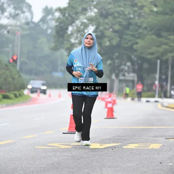 Runner Photo 7036774
