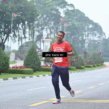 Runner Photo 7036794