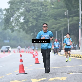 Runner Photo 7036833