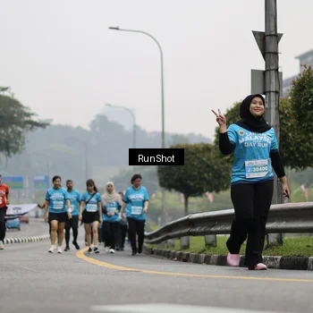 Runner Photo 7036851