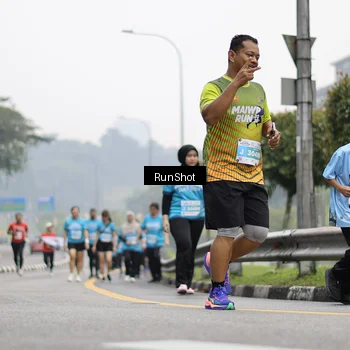 Runner Photo 7036857