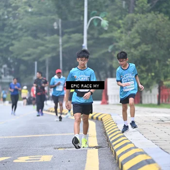 Runner Photo 7036865