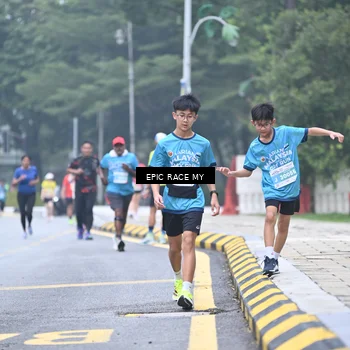 Runner Photo 7036875