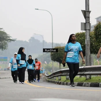 Runner Photo 7036887