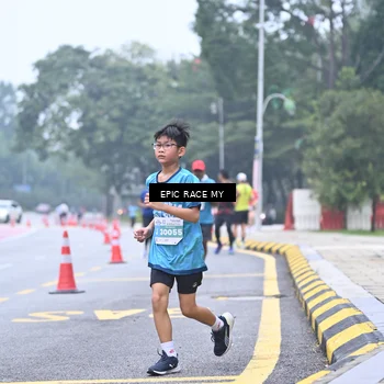 Runner Photo 7036906