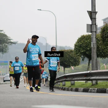 Runner Photo 7036908