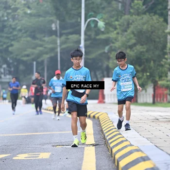 Runner Photo 7036925