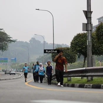 Runner Photo 7036933