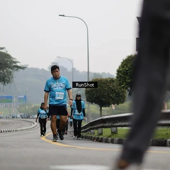 Runner Photo 7036964