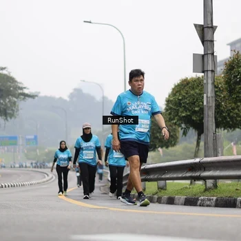 Runner Photo 7036967