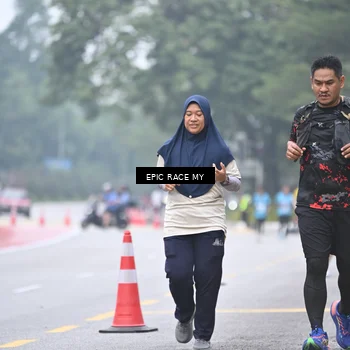 Runner Photo 7036973