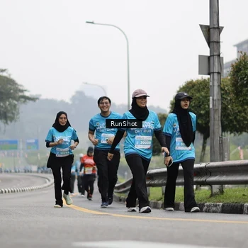 Runner Photo 7036979