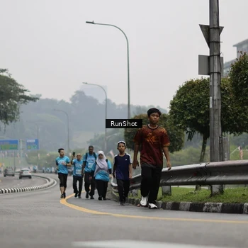 Runner Photo 7036986