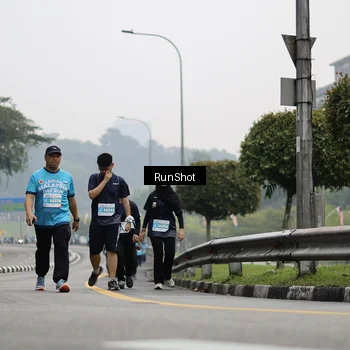 Runner Photo 7037015