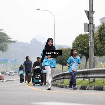 Runner Photo 7037062