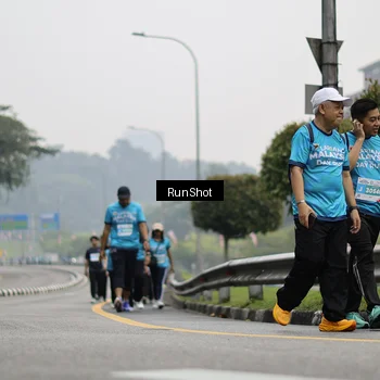 Runner Photo 7037108