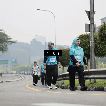 Runner Photo 7037135