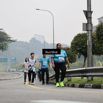 Runner Photo 7037144