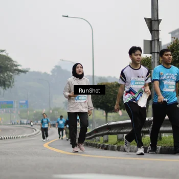 Runner Photo 7037146