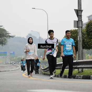 Runner Photo 7037149