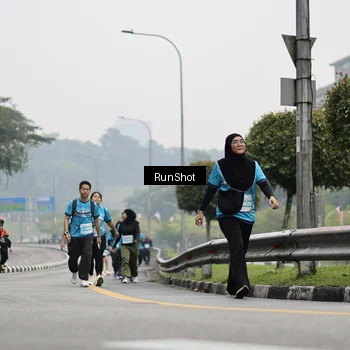 Runner Photo 7037158