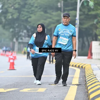 Runner Photo 7037170
