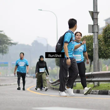 Runner Photo 7037172