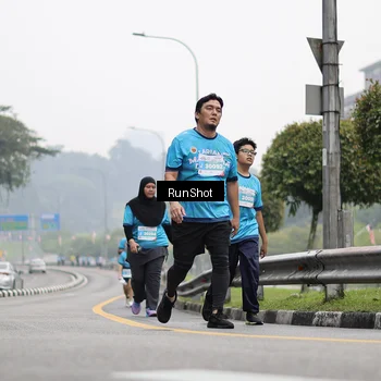 Runner Photo 7037187