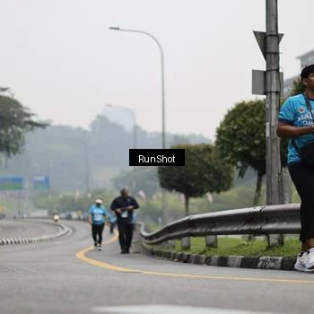 Runner Photo 7037194