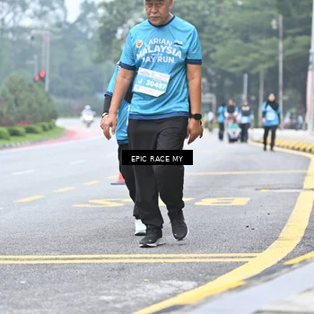 Runner Photo 7037201