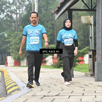 Runner Photo 7037205