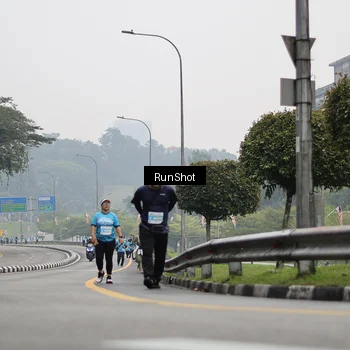 Runner Photo 7037208