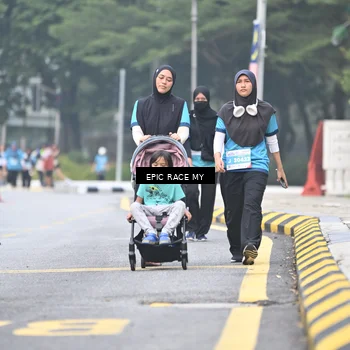 Runner Photo 7037236