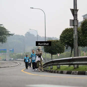 Runner Photo 7037238