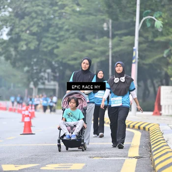 Runner Photo 7037245