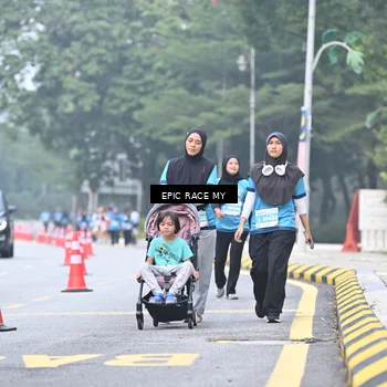 Runner Photo 7037251