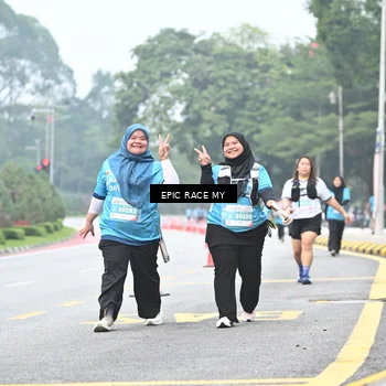 Runner Photo 7037275