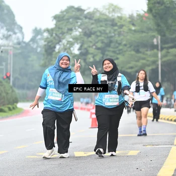 Runner Photo 7037279