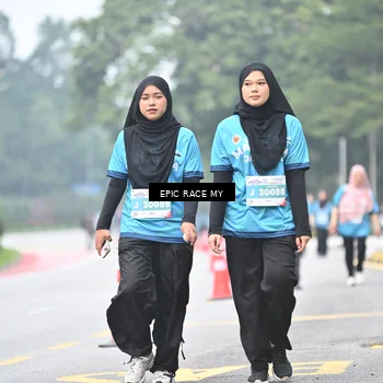 Runner Photo 7037303