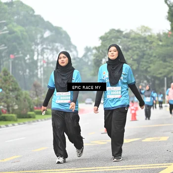 Runner Photo 7037310