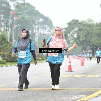 Runner Photo 7037328