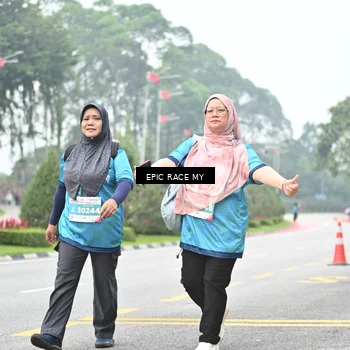 Runner Photo 7037334